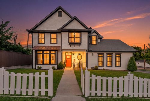 307 S Benge St, Mckinney, TX, 75069-5403 | Card Image