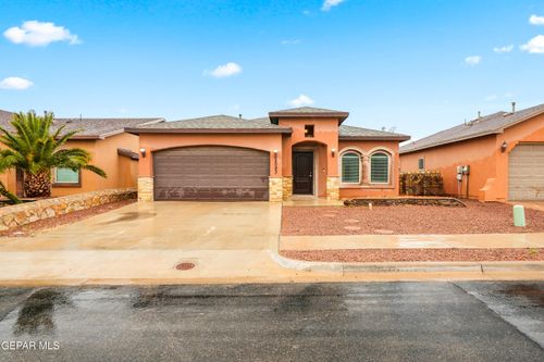 2093 Charles Horak Pl, El Paso, TX, 79938-3110 | Card Image