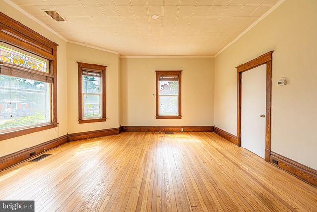 89 N Main St, House other with 4 bedrooms, 2 bathrooms and null parking in Kilmarnock VA | Image 12