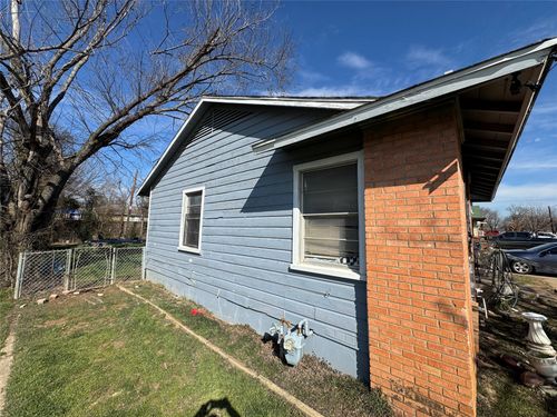 3012 Hatcher St, Fort Worth, TX, 76105-5033 | Card Image
