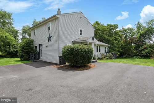1265 W Baltimore Pike, WEST GROVE, PA, 19390-9310 | Card Image