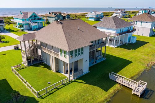 3721 Biscayne Beach Rd, Crystal Beach, TX, 77650 | Card Image