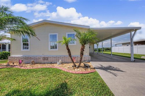 37200 Neukom Ave, Zephyrhills, FL, 33541-7707 | Card Image