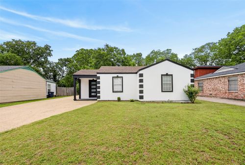3220 Illinois Ave, Fort Worth, TX, 76110-4517 | Card Image
