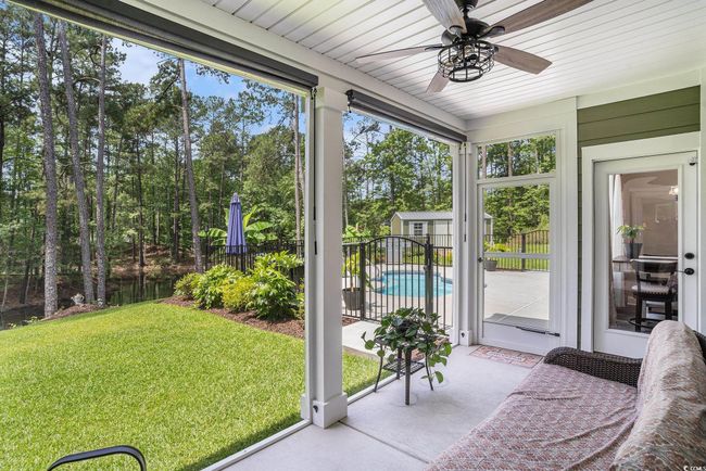 Sunroom / solarium with ceiling fan | Image 30