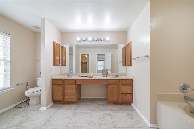 11228 Pickard Ln, House other with 4 bedrooms, 3 bathrooms and 4 parking in Austin TX | Image 25