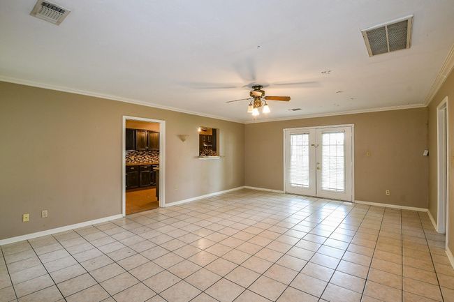 1083 County Road 147, House other with 3 bedrooms, 2 bathrooms and 2 parking in Alvin TX | Image 10