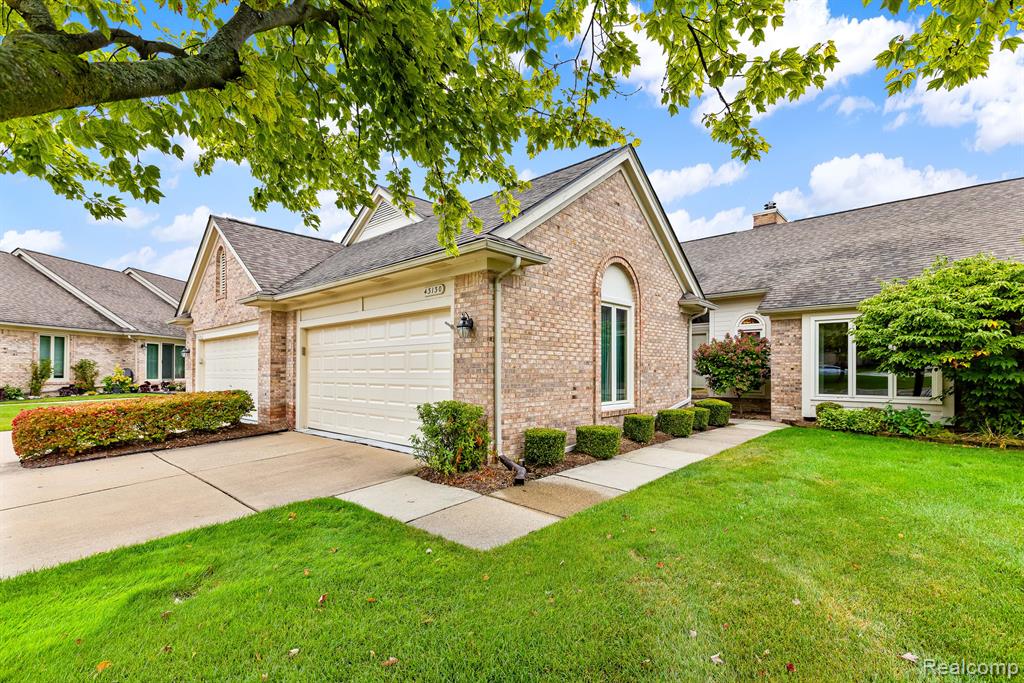Napa Dr, Sterling Heights, MI 48314