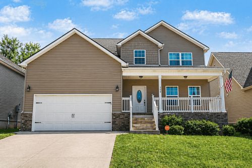388 Barry Dr, Clarksville, TN, 37040-4375 | Card Image