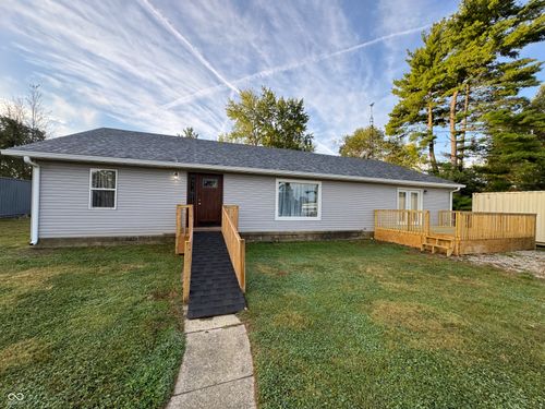 575 E Cameron Dr, Rushville, IN, 46173-7202 | Card Image