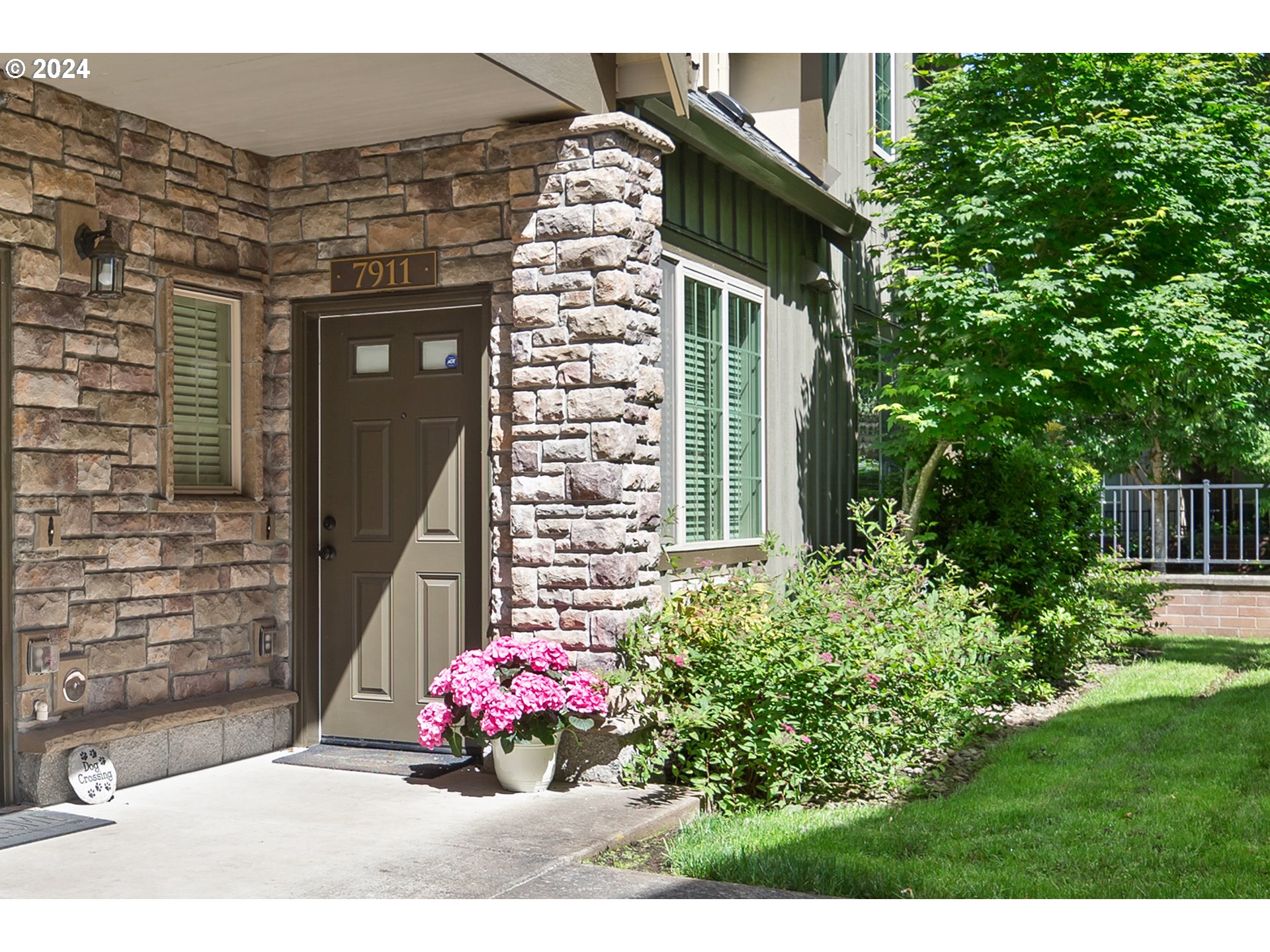 Rockne Way, Beaverton, OR 97006