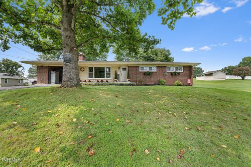 124 Pershing Ave, Bristol, TN, 37620-4355 | Card Image