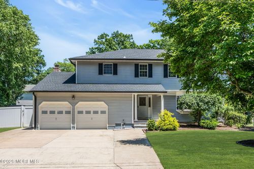 2003 Finderne St, Oakhurst, NJ, 07755-1116 | Card Image
