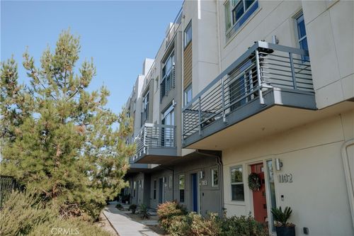 1103-2753 Waverly Dr, Los Angeles, CA, 90039 | Card Image