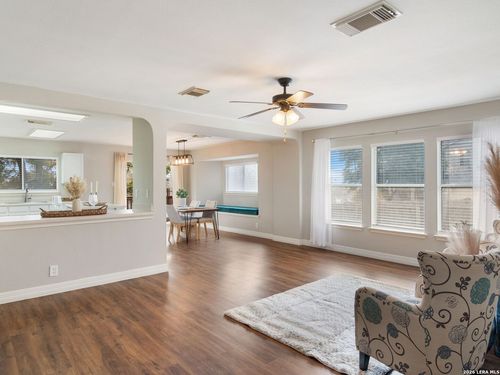 3902 Knollhaven, San Antonio, TX, 78247-2176 | Card Image