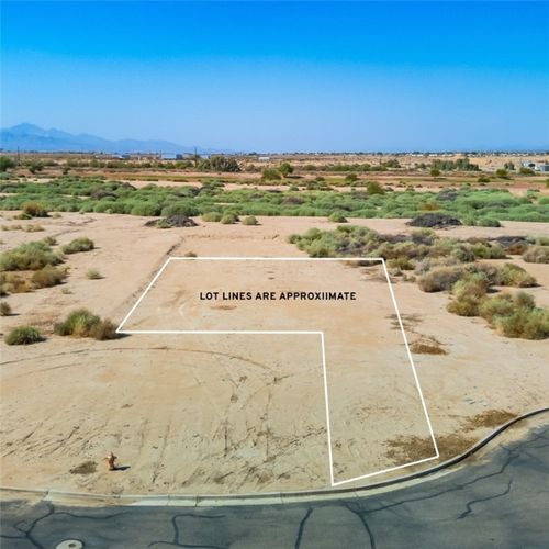 71 Cypress Point Dr N, Mohave Valley, AZ, 86440-8200 | Card Image