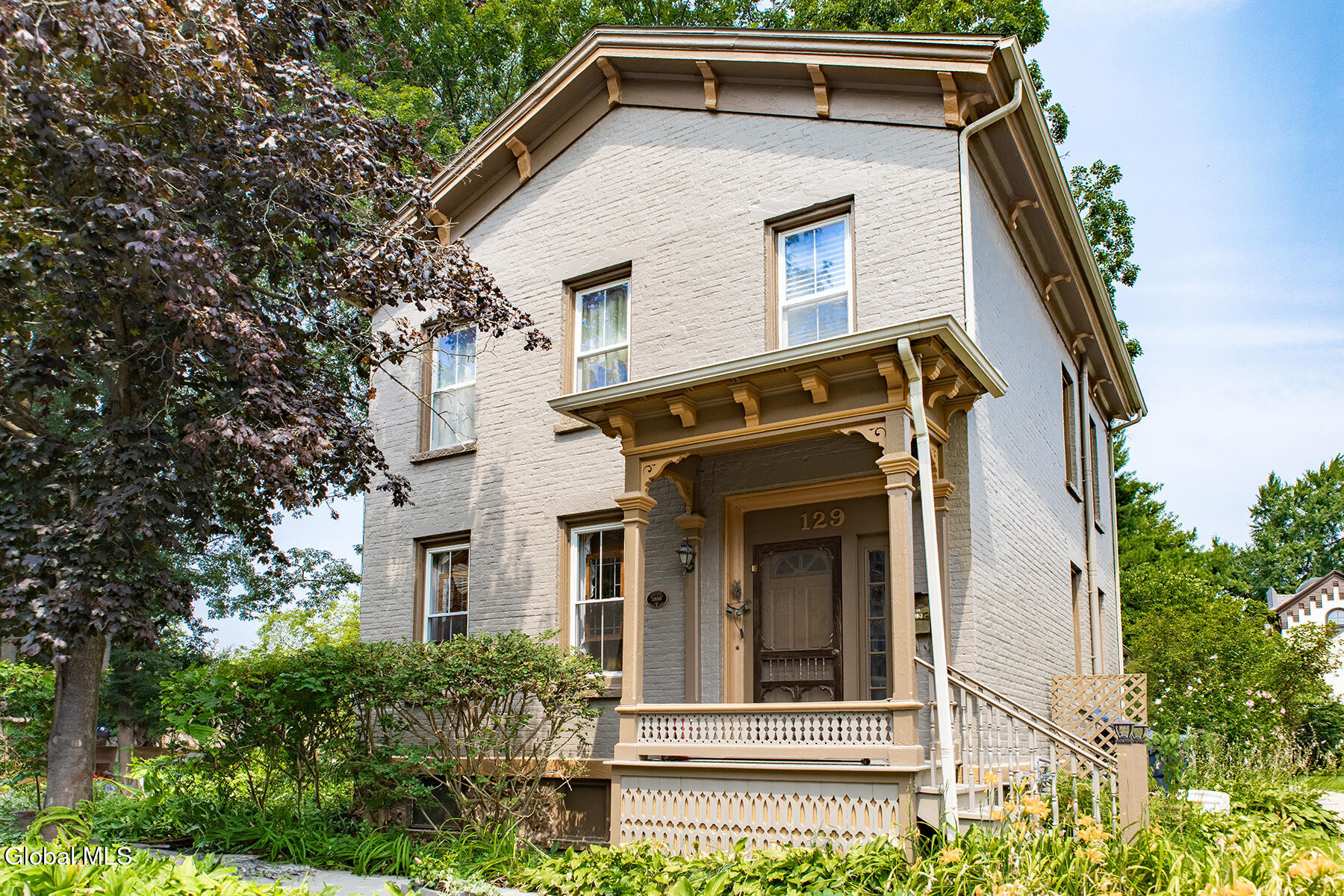 Residential in Saratoga Springs, Inside 2