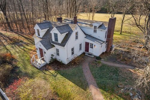 220 S Main St, Sherborn, MA, 01770-1424 | Card Image