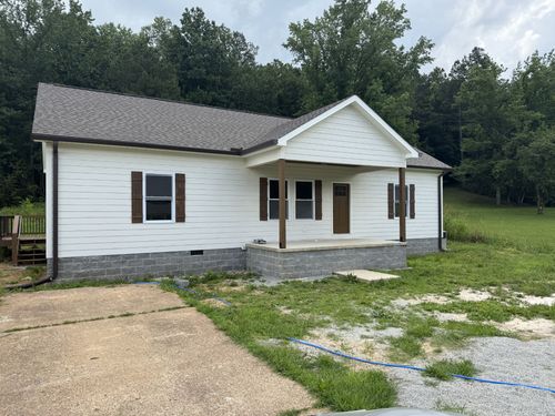 5081 Sunny Acres Dr, Waynesboro, TN, 38485-4904 | Card Image