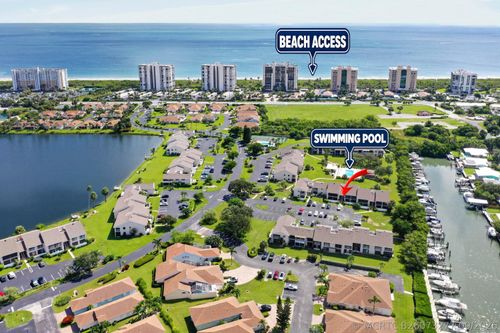 10104-3212 S Lakeview Cir, Hutchinson Island, FL, 34949-8859 | Card Image