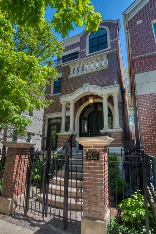 2743 N Dayton St, Chicago, IL, 60614-1409 | Card Image