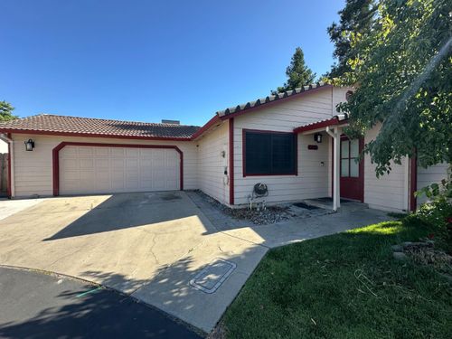 1440 Windsor Ct, Turlock, CA, 95380-7526 | Card Image