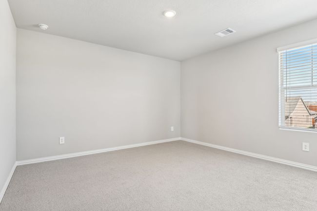 Photo is not of the actual home, but is an inspirational photo of builder’s model home and may depict options, furnishings, and/or decorator features that are not included. | Image 31