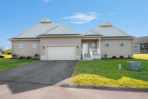 18-27 Ottaway Ln, Campbell Hall, NY, 10916-2436 | Card Image