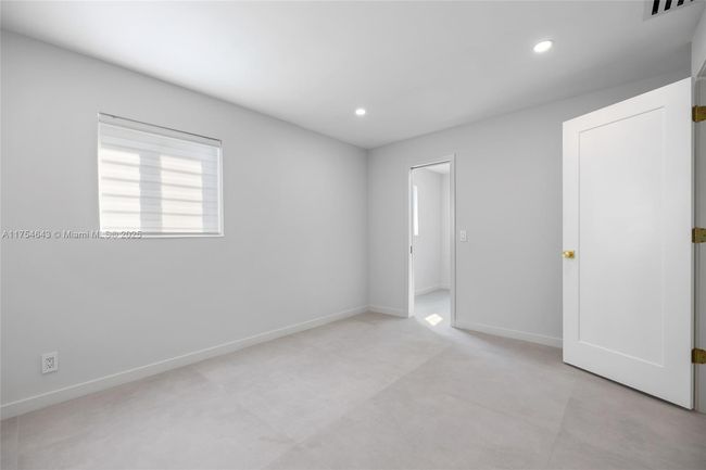 211 Sw 14 Th St, House other with 3 bedrooms, 2 bathrooms and null parking in Pompano Beach FL | Image 21