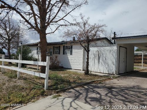 5201 Seminole Trl, Las Cruces, NM, 88012-7383 | Card Image
