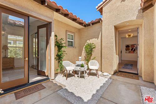 65 Shoreline Dr, Rancho Mirage, CA, 92270-5812 | Card Image