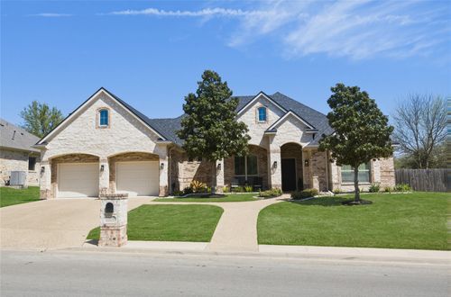 2204 Deerfield Dr, Temple, TX, 76502-7926 | Card Image