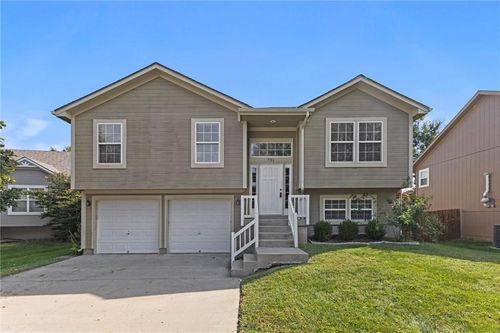 731 N Glenview Ct, Independence, MO, 64056-4432 | Card Image