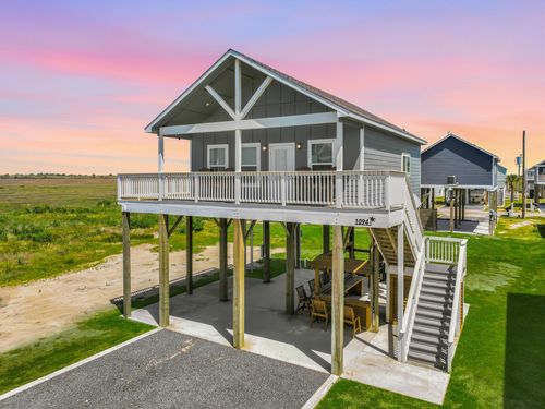 1094 Shady Lane, Gilchrist, TX, 77617 | Card Image