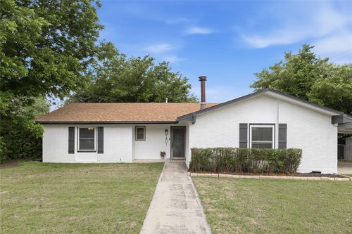1801 Pecos Dr, Brownwood, TX, 76801-7142 | Card Image