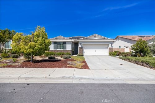 31132 Petal Cir, Winchester, CA, 92596-7513 | Card Image