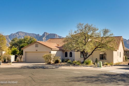 227 W Granite Canyon Pl, Oro Valley, AZ, 85755-8900 | Card Image