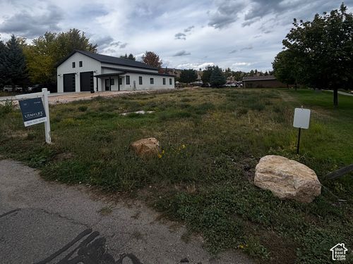 381 W Raspberry Patch Rd, Garden City, UT, 84028 | Card Image