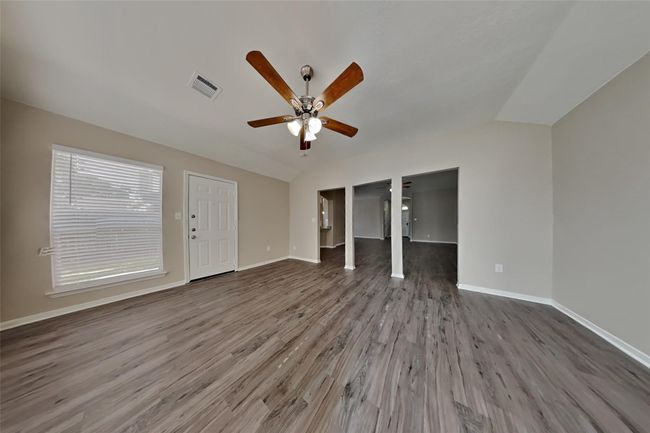 25818 Elmley Pl, House other with 3 bedrooms, 2 bathrooms and 2 parking in Spring TX | Image 5