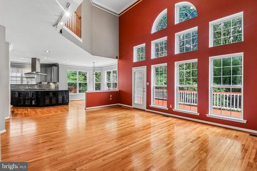 18428 Crownsgate Cir, GERMANTOWN, MD, 20874-4416 | Card Image