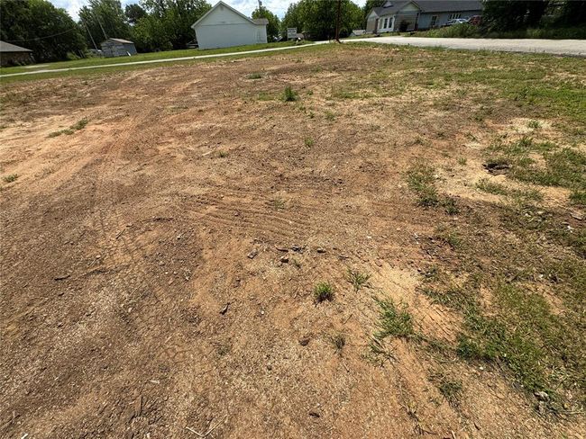 302 4 Th Penn West St, Home with 0 bedrooms, 0 bathrooms and null parking in Holdenville OK | Image 5
