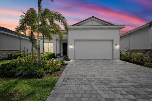 10571 Northbrook Cir, Palm Beach Gardens, FL, 33412-7304 | Card Image