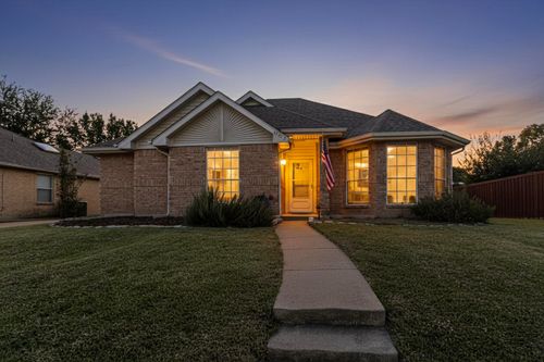 8713 Pheasant Run Dr, Rowlett, TX, 75089-2463 | Card Image