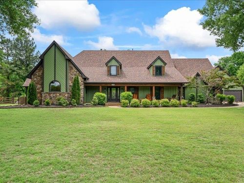 8104 Jack Bond Rd, Arlington, TN, 38002-9621 | Card Image