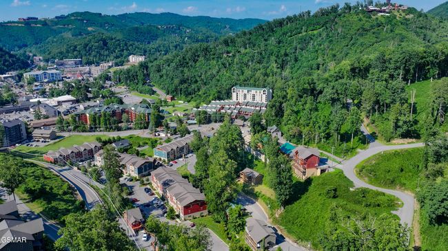 617 Davenport Rd, House other with 3 bedrooms, 3 bathrooms and null parking in Gatlinburg TN | Image 58