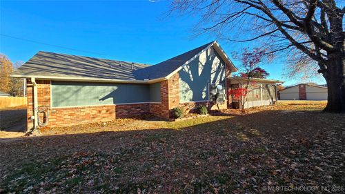 149-114679 S 4172 Cir, Eufaula, OK, 74432-8216 | Card Image