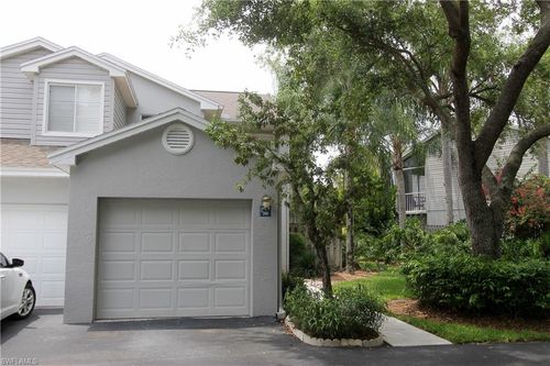 q201-2880 Citrus Lake Dr, NAPLES, FL, 34109-7679 | Card Image