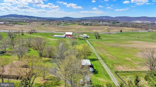 612 Capitol Hill Rd, DILLSBURG, PA, 17019-9762 | Card Image