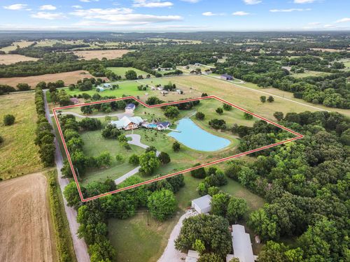 192 Mcclain Ln, Pottsboro, TX, 75076-7422 | Card Image