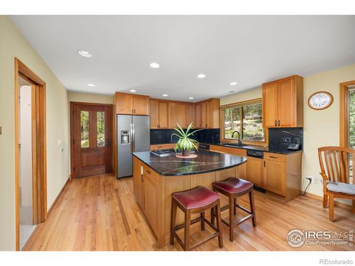 474 Hummer Dr, Nederland, CO, 80466-9556 | Card Image